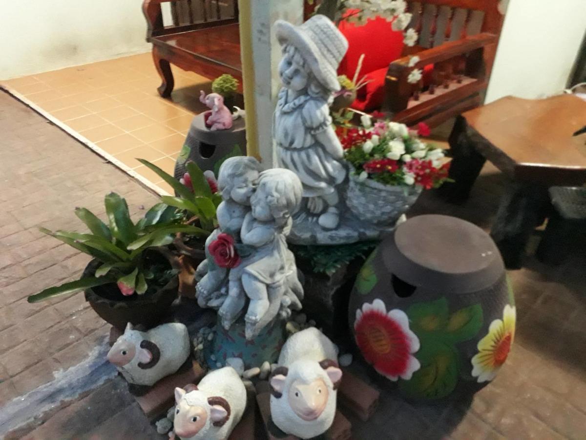 Garden Homestay Surat Thani Exteriör bild